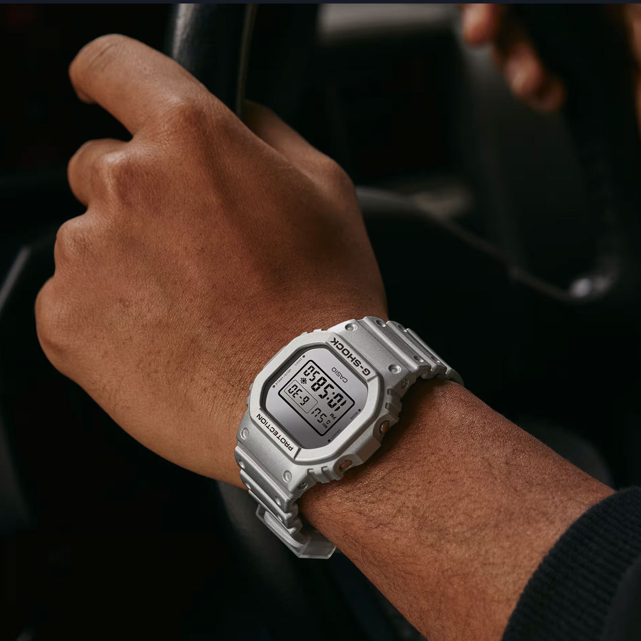 Casio G-Shock DW-5600FF-8ER (Silber)  - Allike Store