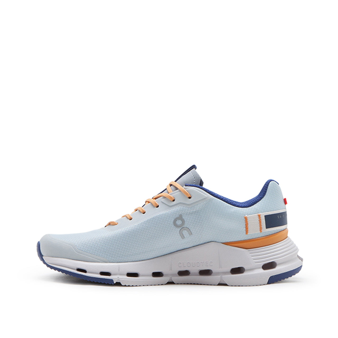On WMNS Cloudnova Form (Hellblau / Orange) - Allike Store