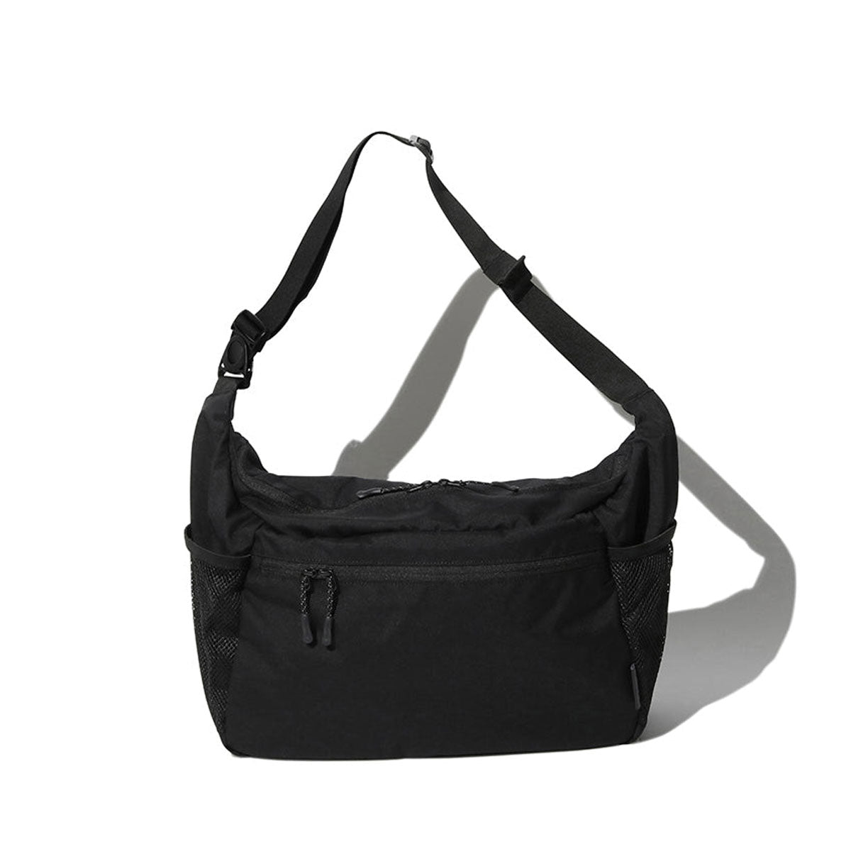 Snow Peak Everyday Middle Shoulder Bag (Schwarz) - Allike Store