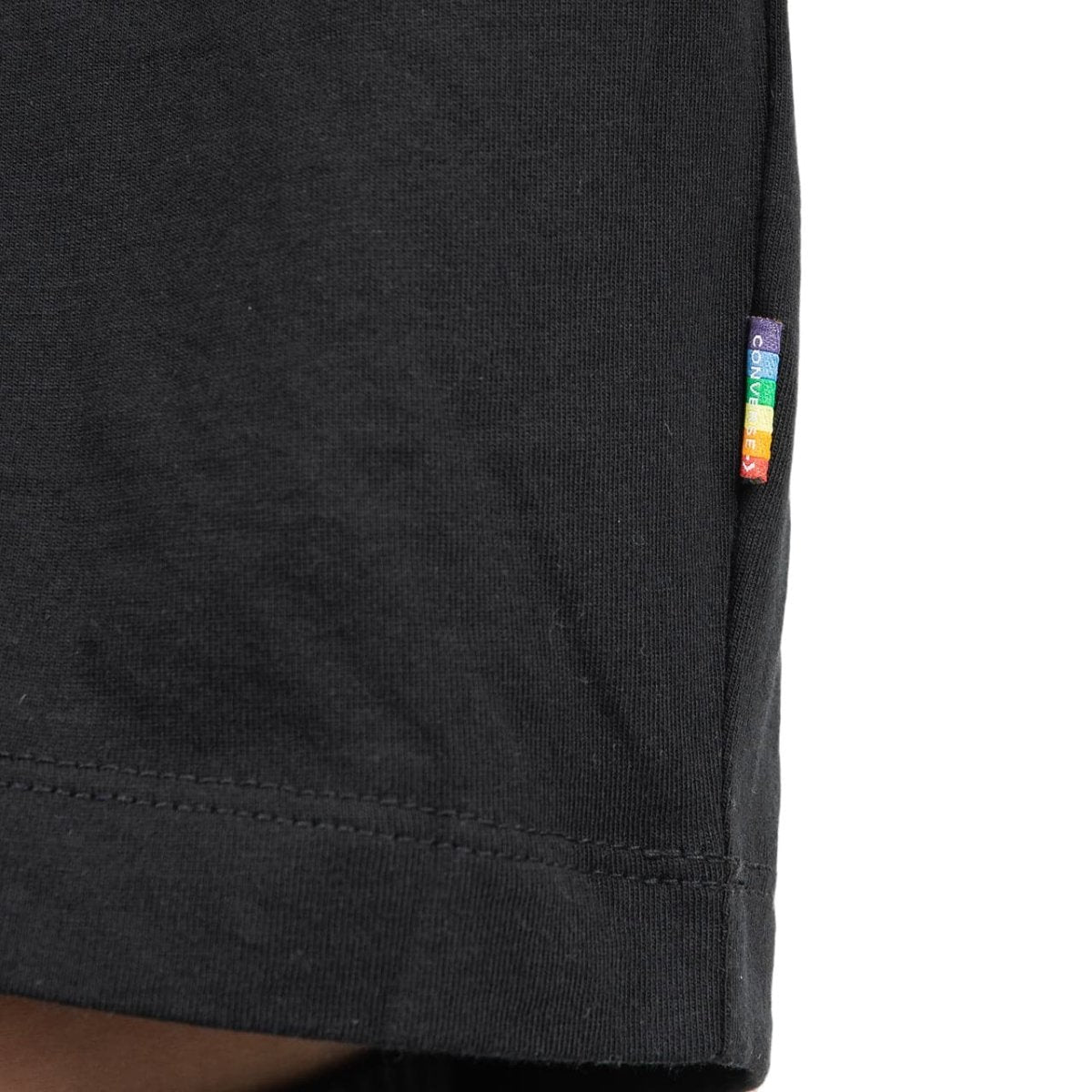 Converse Find your pride Cropped Grafik T-Shirt (Schwarz) - Allike Store