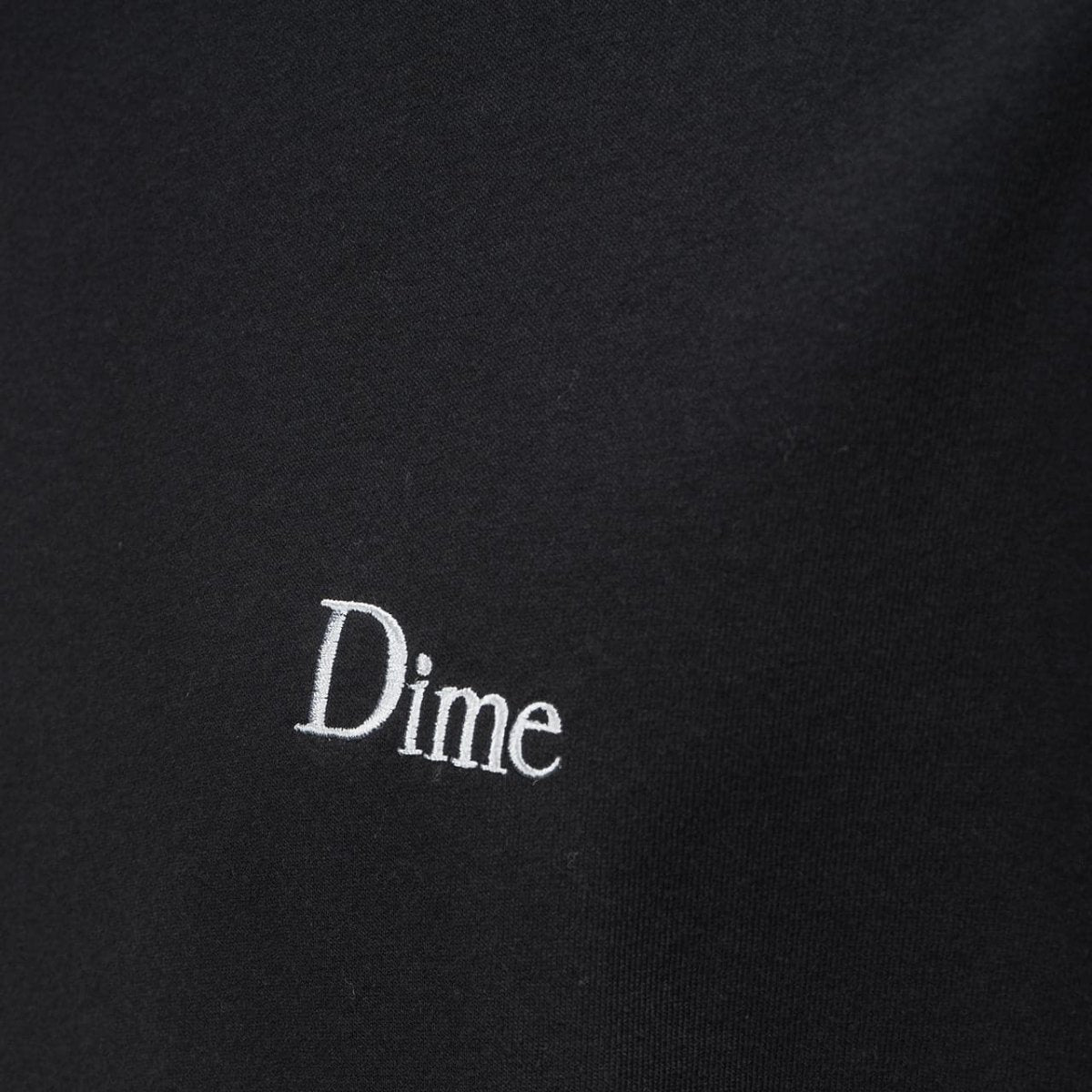 Dime Classic Small Logo T-Shirt (Schwarz) - Allike Store
