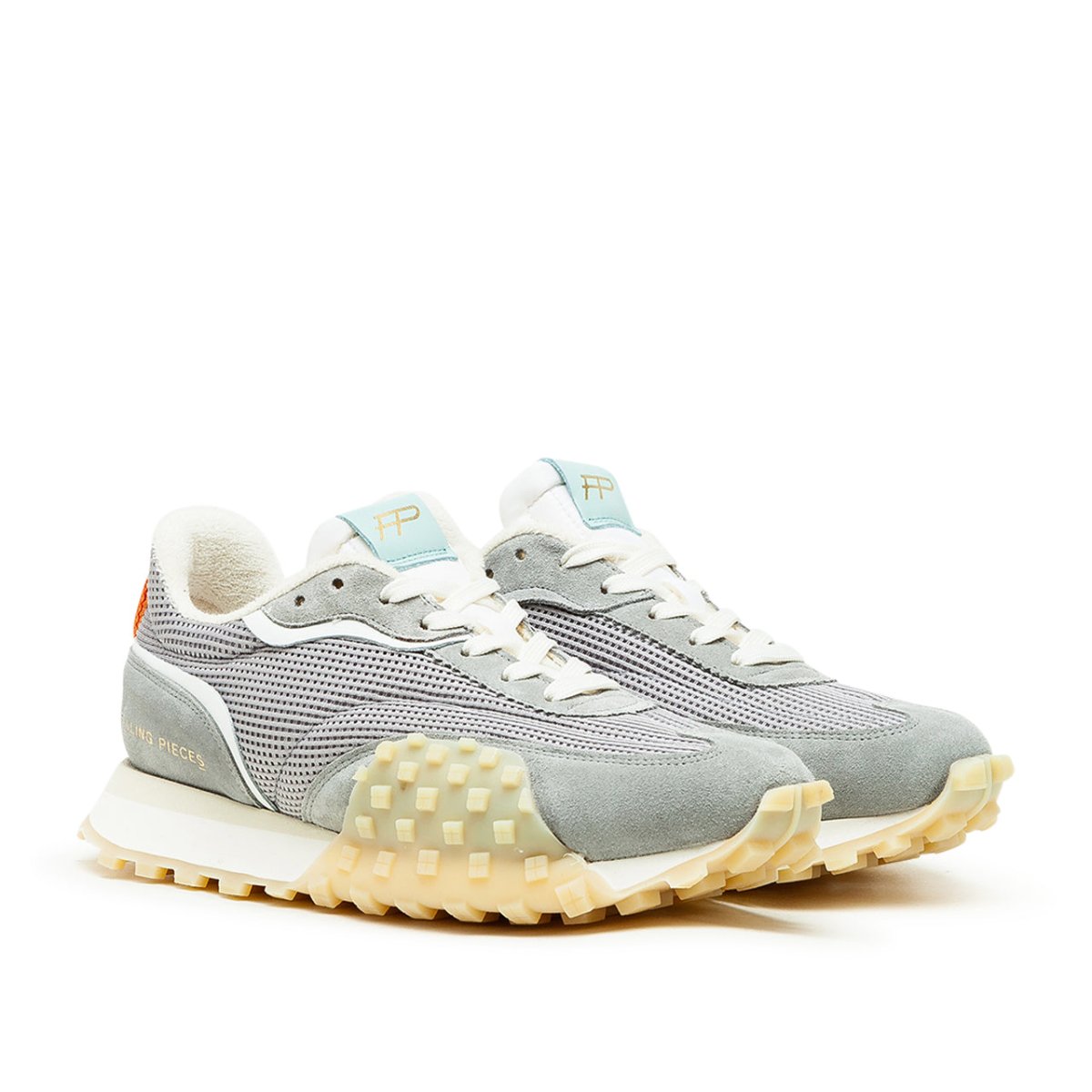 Filling Pieces Crease Runner (Grau / Weiß) - Allike Store