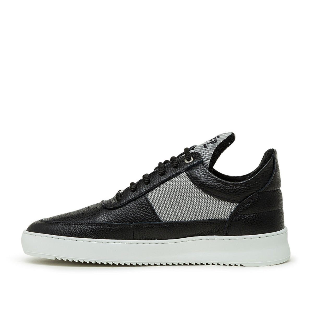 Filling Pieces Low Top Ripple (Schwarz) - Allike Store