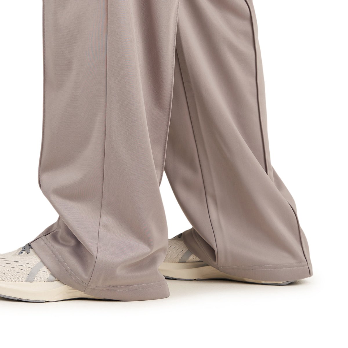 Han Kjobenhavn Boxy Track Pants (Grau) - Allike Store