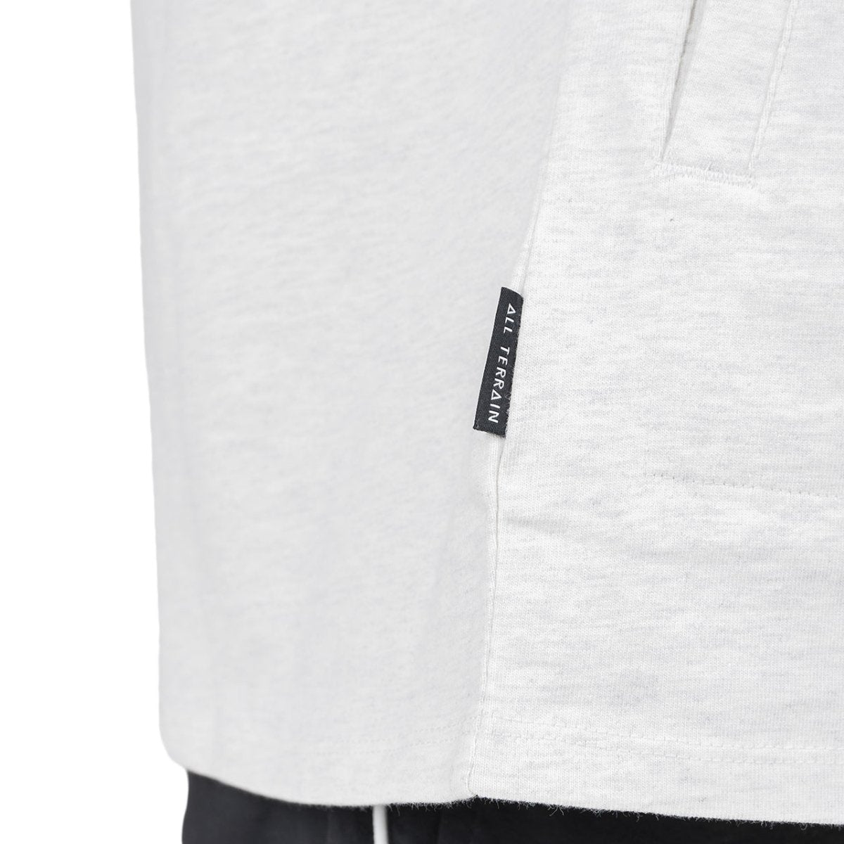 New Balance All Terrain Pocket T-Shirt (Hellgrau) - Allike Store
