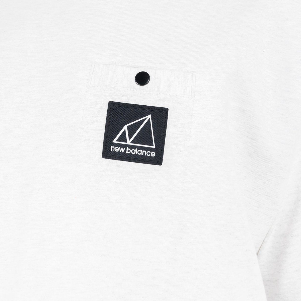 New Balance All Terrain Pocket T-Shirt (Hellgrau) - Allike Store