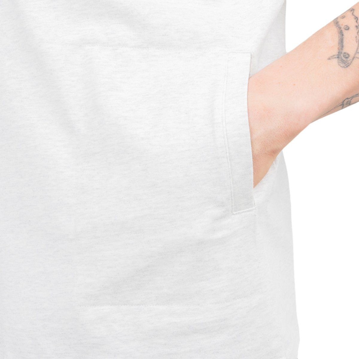 New Balance All Terrain Pocket T-Shirt (Hellgrau) - Allike Store