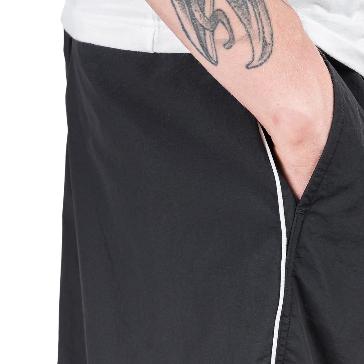 New Balance Athletics Wind Pant (Schwarz) - Allike Store
