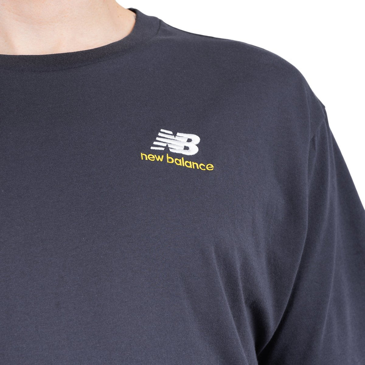 New Balance Essentials Embroidered T-Shirt (Navy) - Allike Store