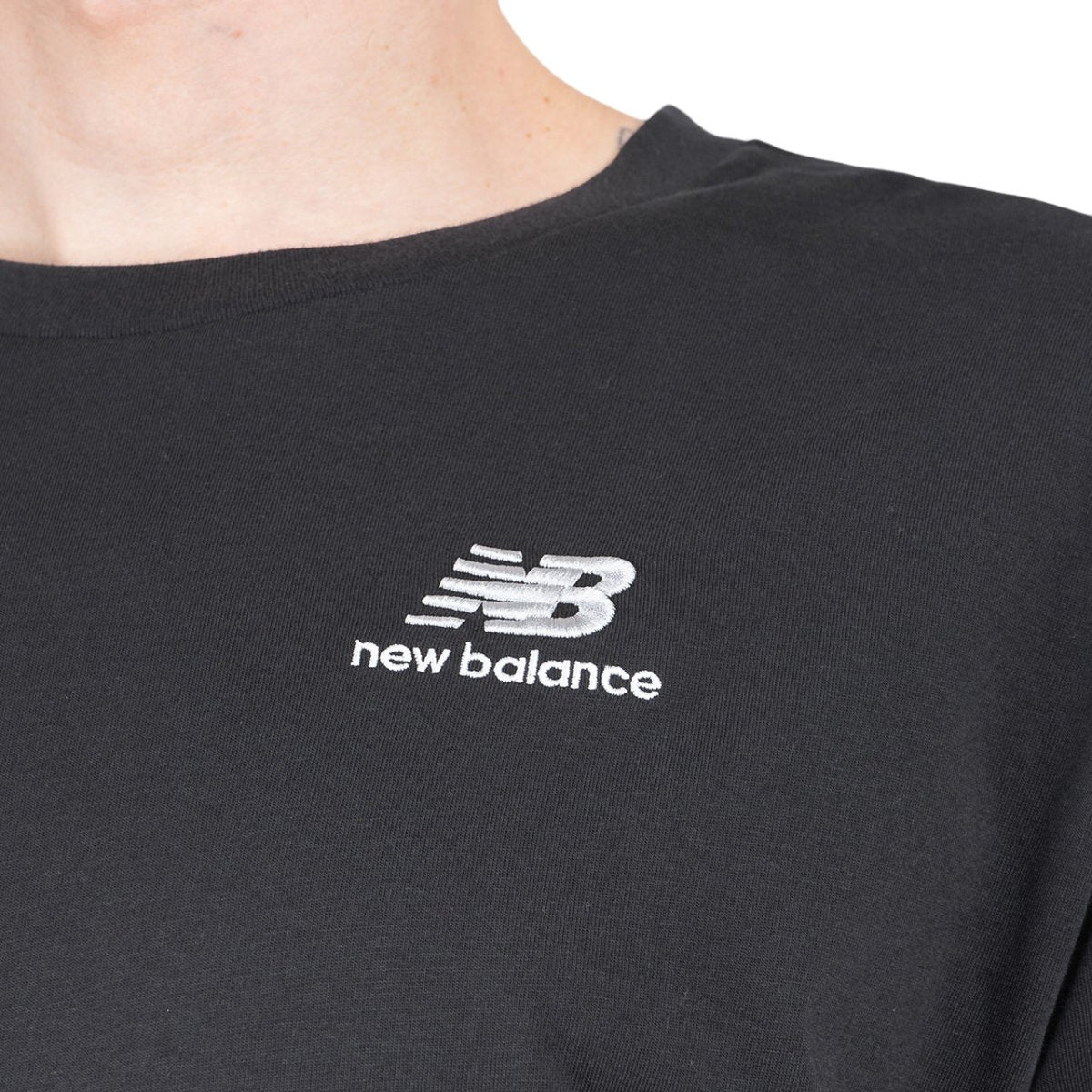 New Balance Essentials Embroidered T-Shirt (Schwarz) - Allike Store