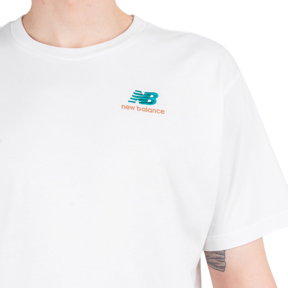 New Balance Essentials Embroidered T-Shirt (Weiß) - Allike Store