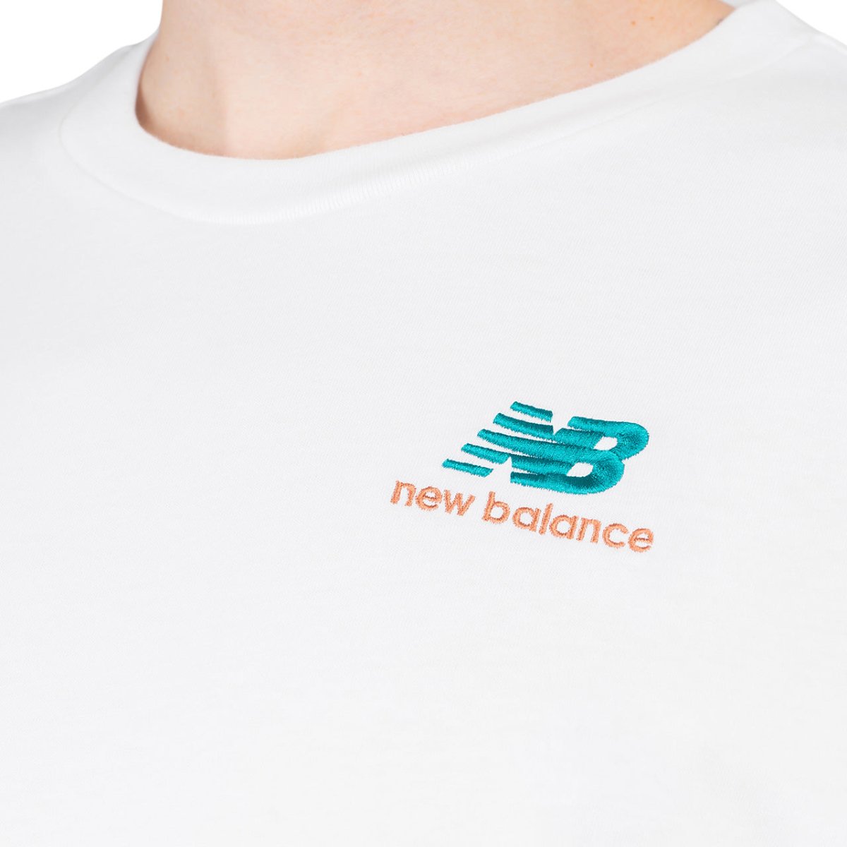 New Balance Essentials Embroidered T-Shirt (Weiß) - Allike Store