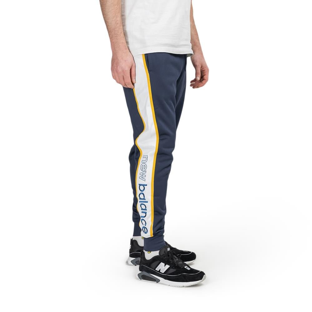 New Balance MP01503 NGO Athletics Track Pant (Navy / Weiß) - Allike Store