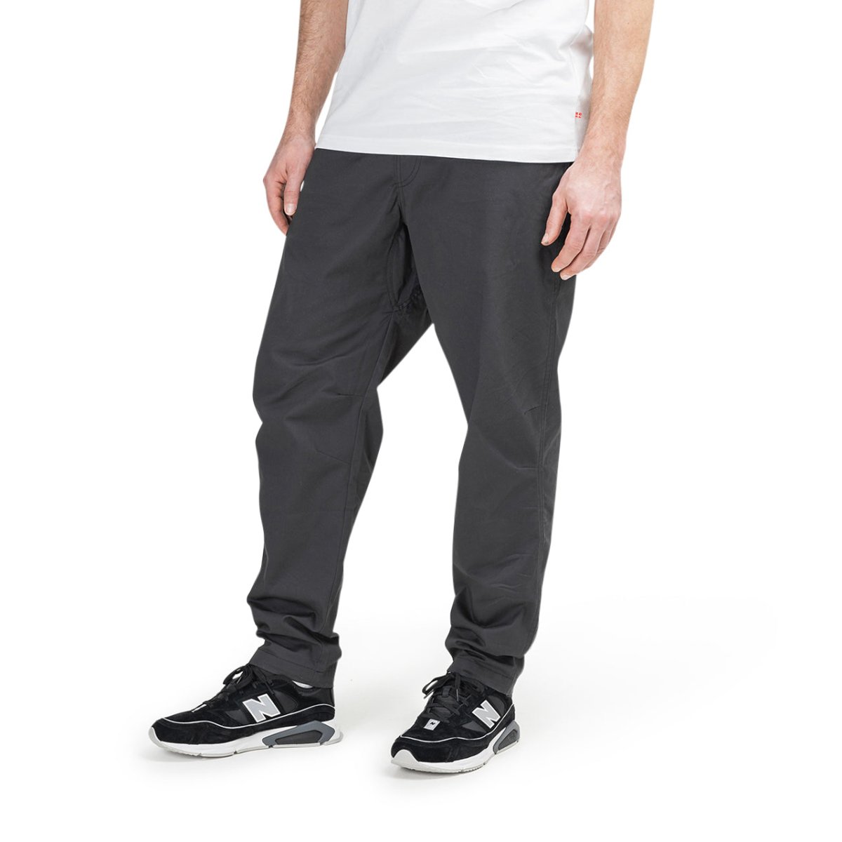 New Balance MP01504 BK Athletics Woven Pant (Schwarz) - Allike Store