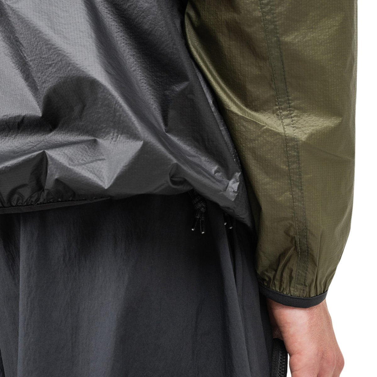 Nike ACG Lightweight Jacket (Olive / Schwarz) - Allike Store