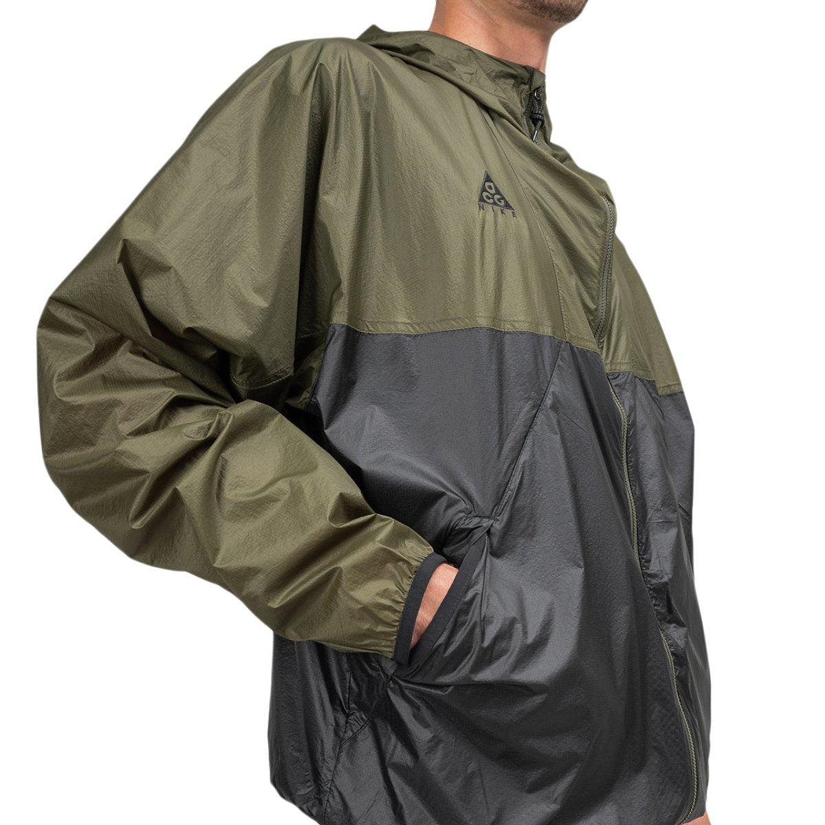 Nike ACG Lightweight Jacket (Olive / Schwarz)  - Allike Store