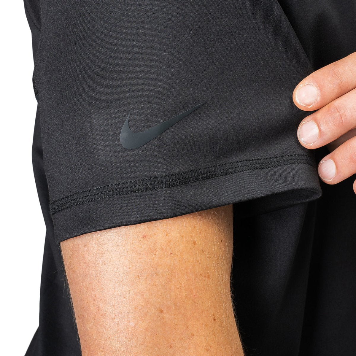 Nike Sportswear Tech Pack Tee (Schwarz) - Allike Store