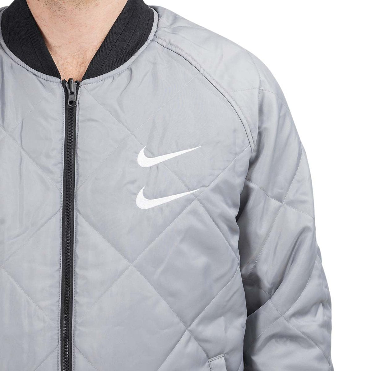Nike Swoosh Reversible Woven Bomber Jacket (Schwarz)  - Allike Store