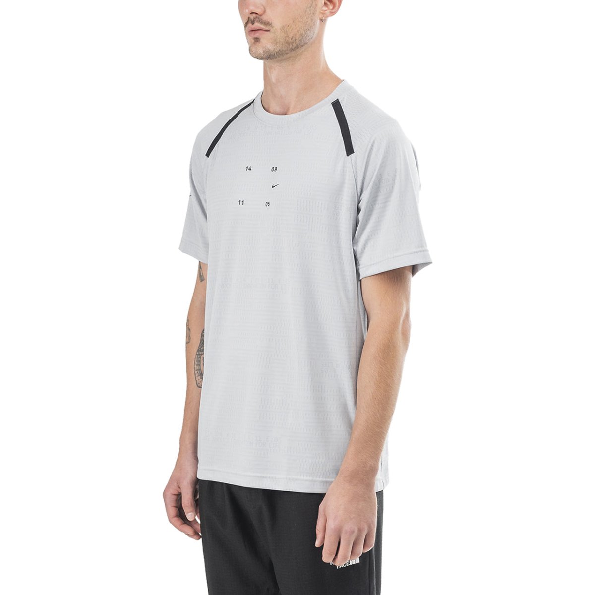 Nike Tech Pack T-Shirt (Grau) - Allike Store