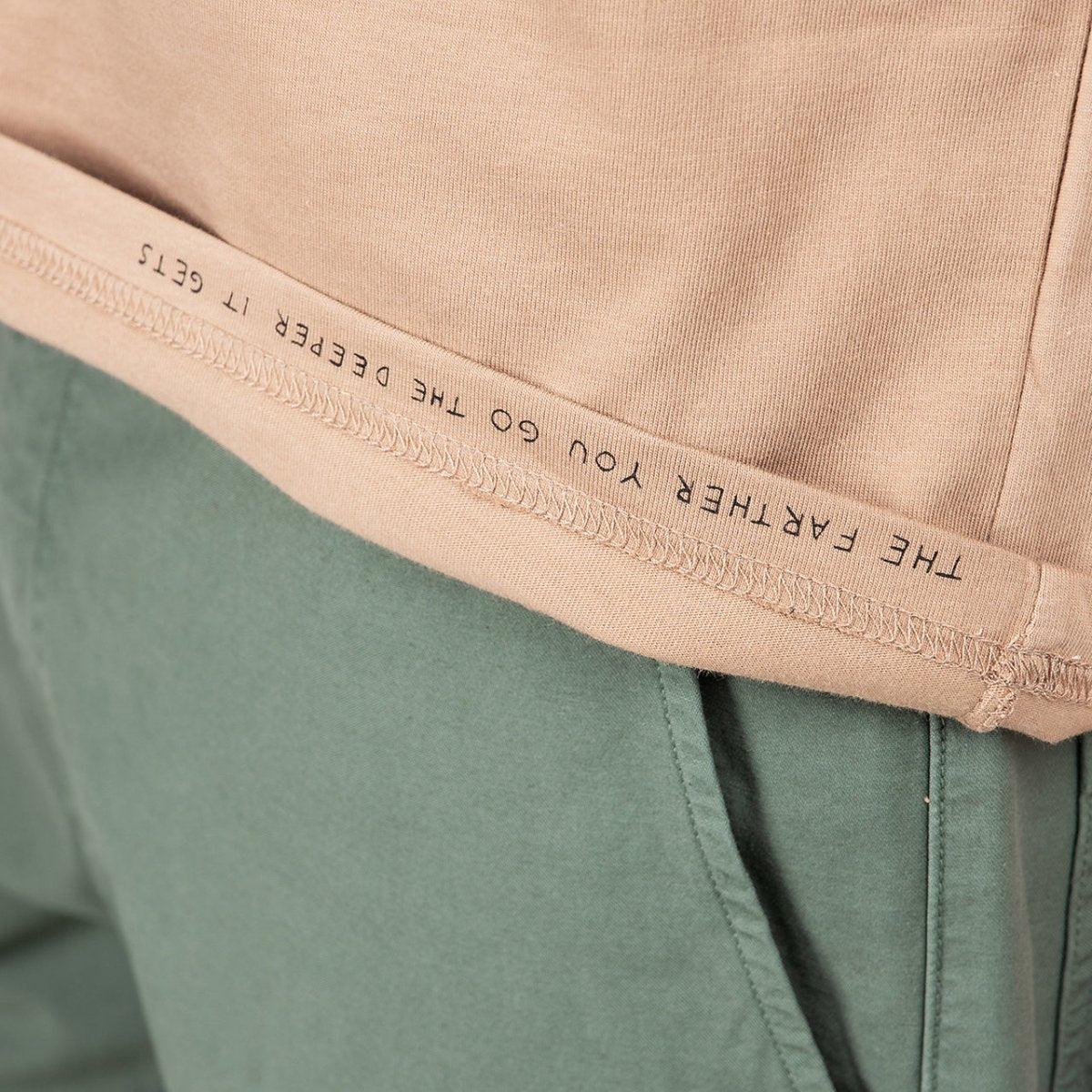 Norse Projects x Geoff McFetridge Niels Circle Logo T-Shirt (Khaki) - Allike Store