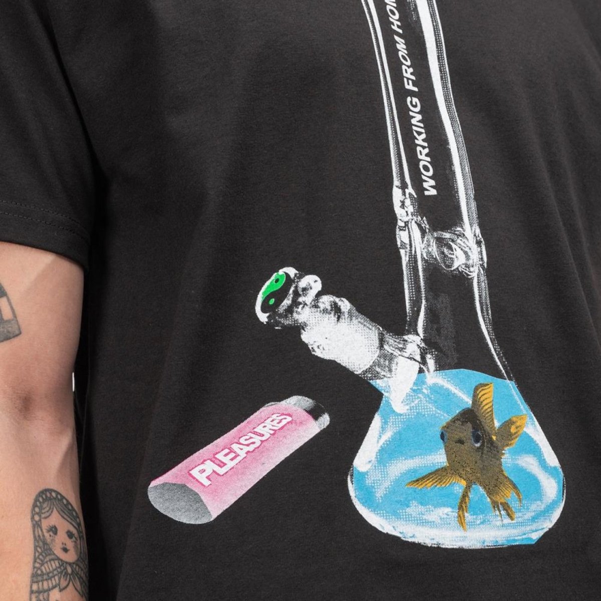 Pleasures Glass T-Shirt (Schwarz) - Allike Store