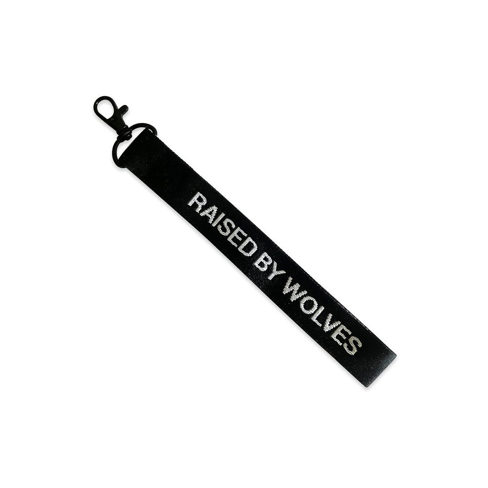 Raised By Wolves Jacquard Keychain (Schwarz) - Allike Store
