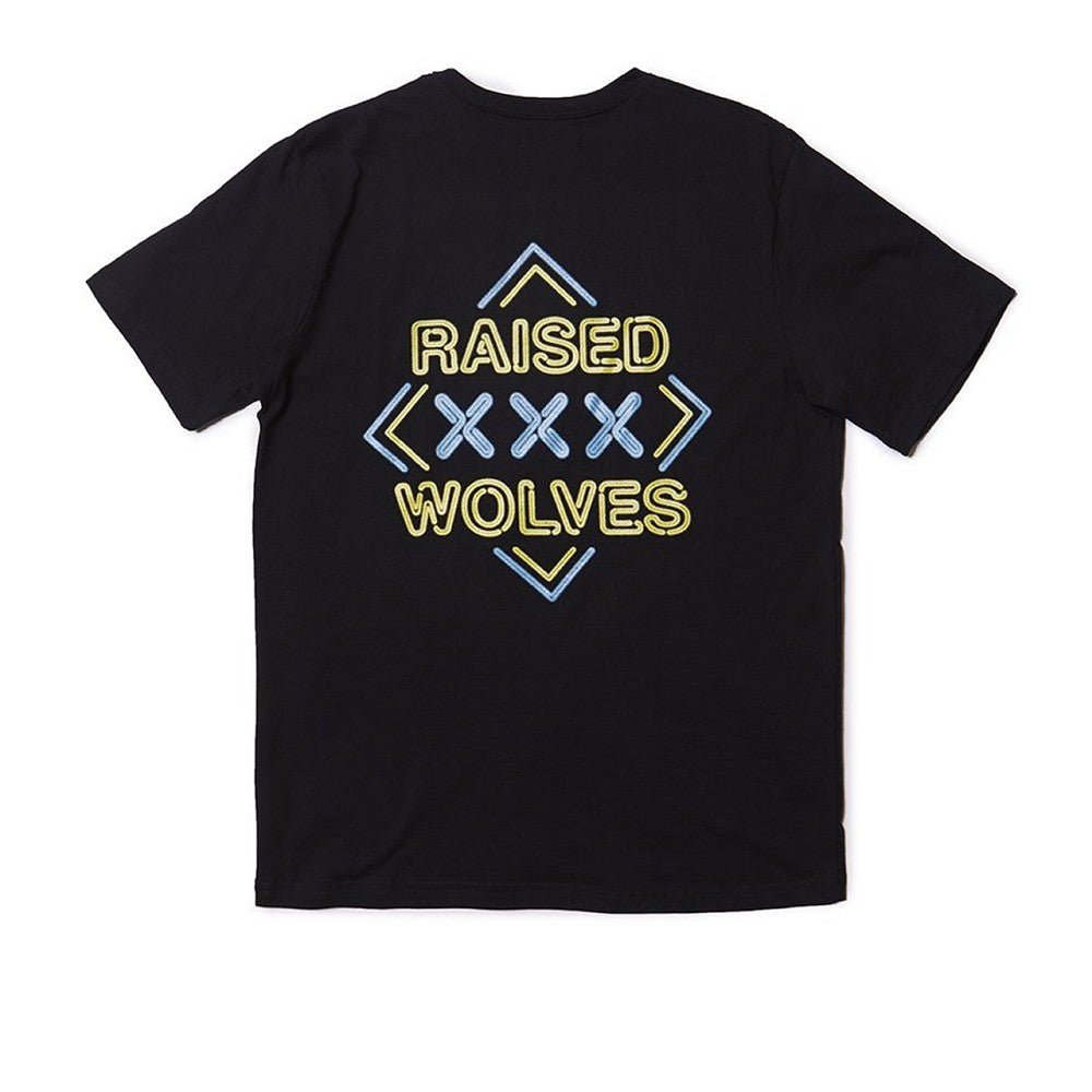 Raised by Wolves Red-Light T-Shirt (Schwarz) - Allike Store