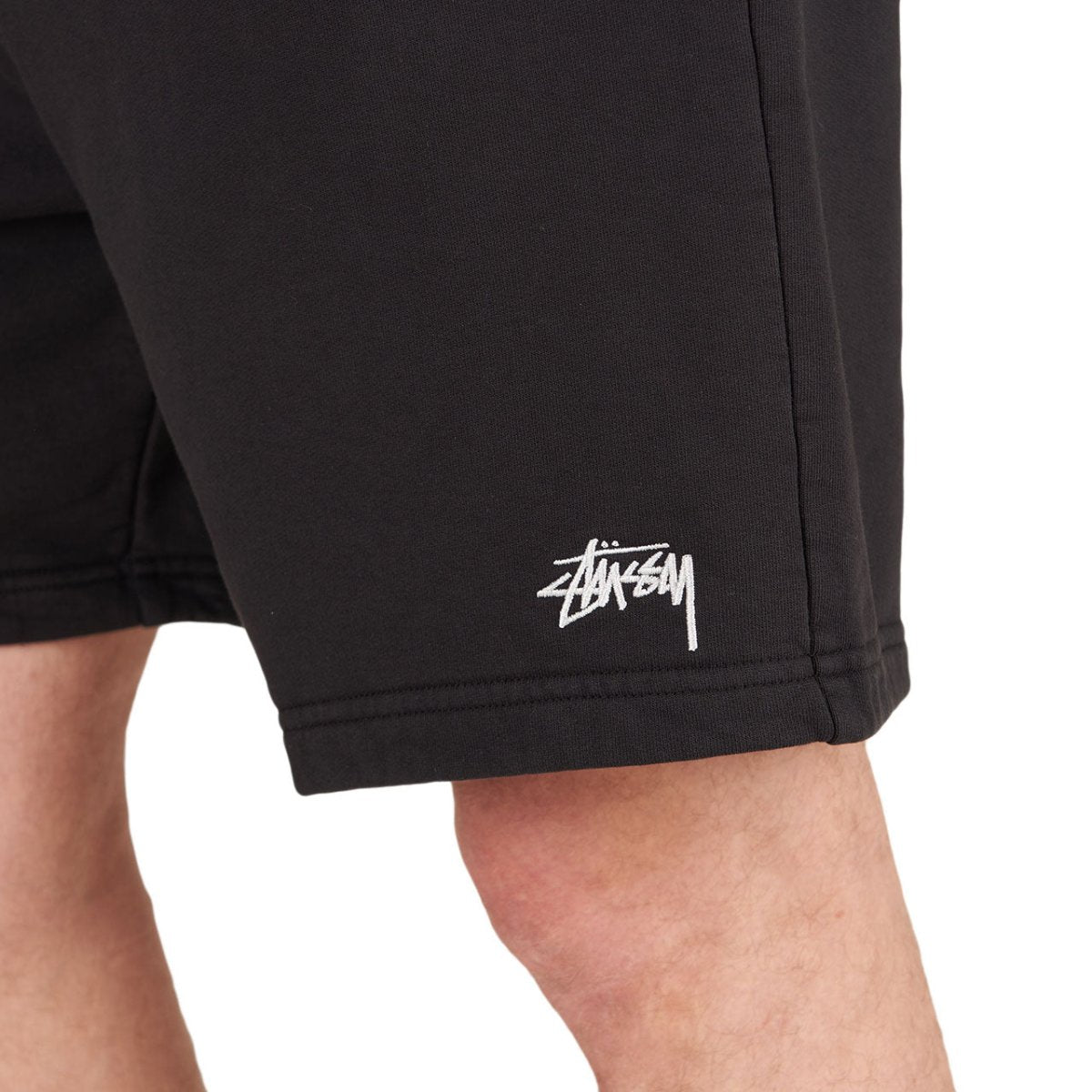 Stüssy Overdyed Stock Logo Short (Schwarz) - Allike Store
