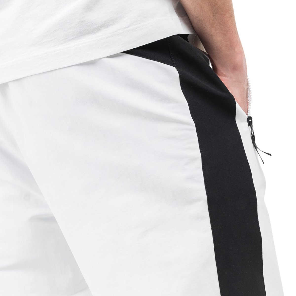 The North Face Black Box Track Pant (Weiß / Schwarz) - Allike Store