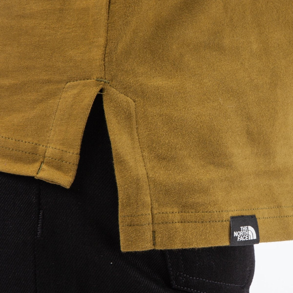 The North Face M S/S Fine 2 Tee (Olivegrün) - Allike Store