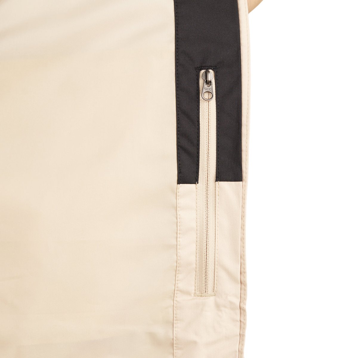 The North Face New Mountain Q Jacket (Schwarz / Beige) - Allike Store