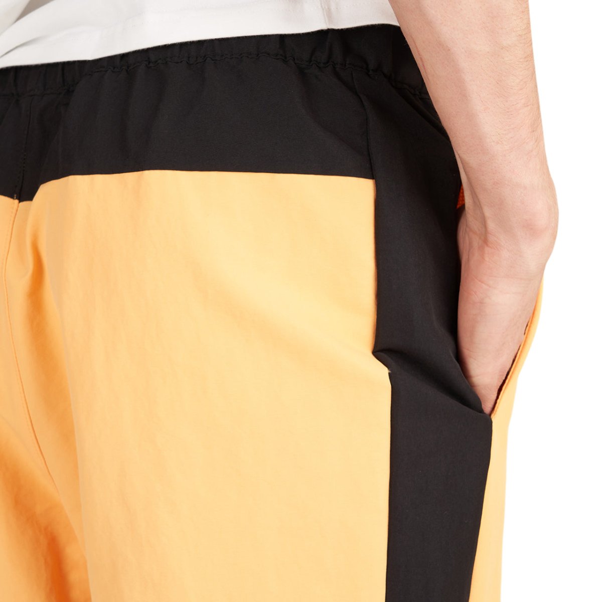 The North Face Phlego Track Pant (Schwarz / Orange) - Allike Store