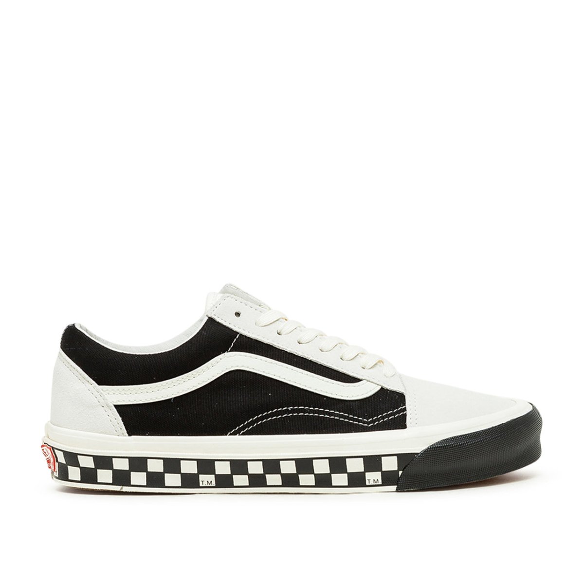 Vans black and on sale cream