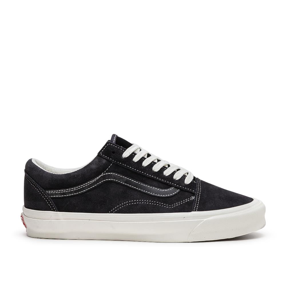 Vans on sale vault asphalt