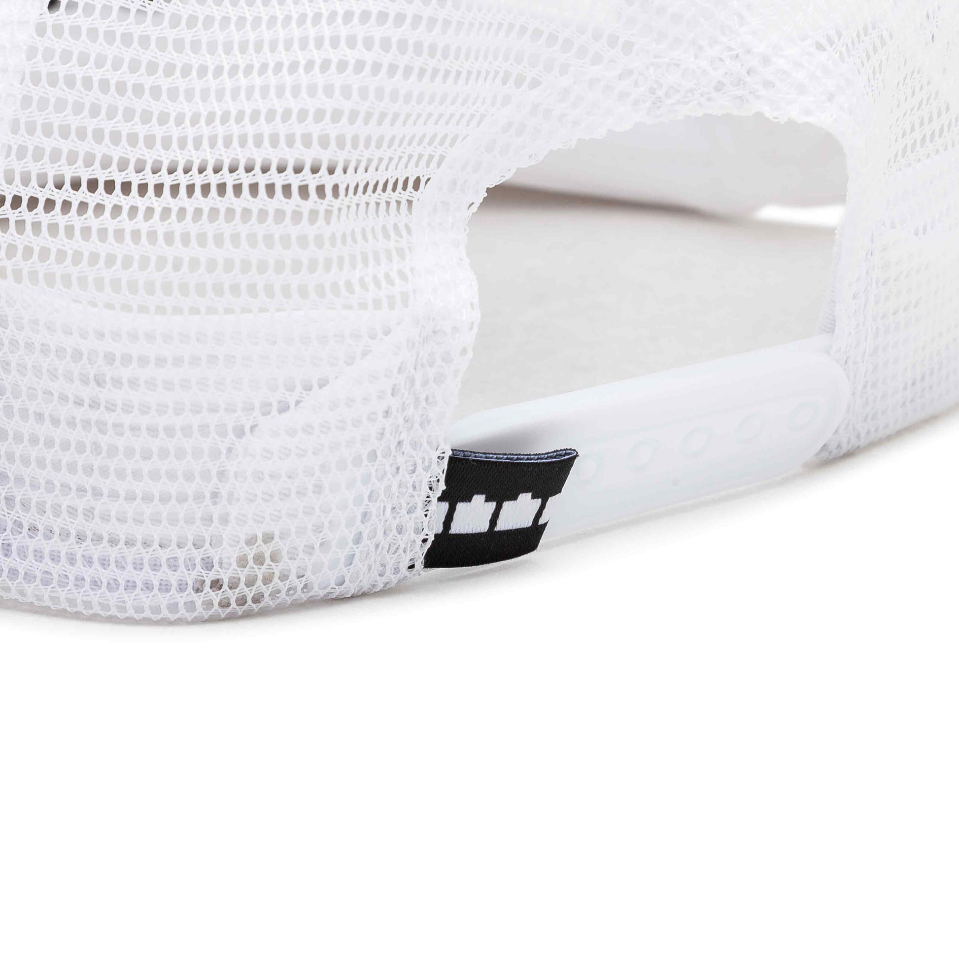 The Trilogy Tapes TTT Pain All-Over Mesh Trucker 6-Panel (Weiss) - Allike Store