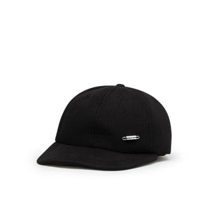 032c Metal Detail Padded Cap (Schwarz)  - Allike Store