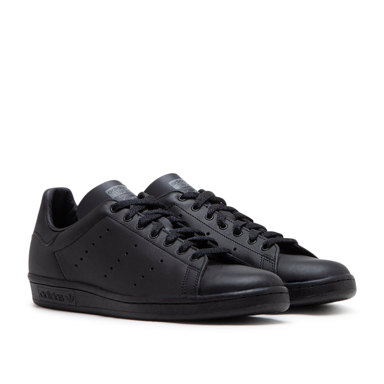 Adidas stan clearance smith black out