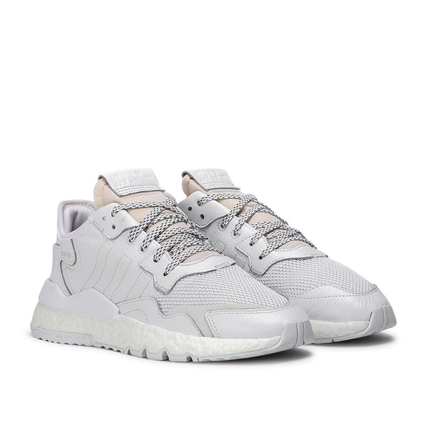 White adidas nite jogger 2025