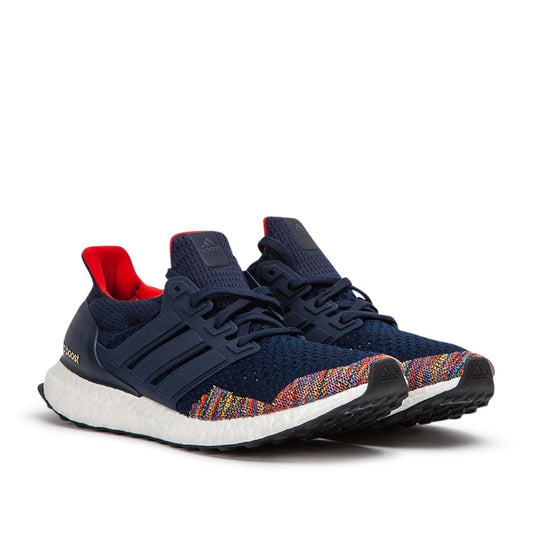 adidas UltraBoost ''Legacy Pack'' (Blau / Multi)  - Allike Store