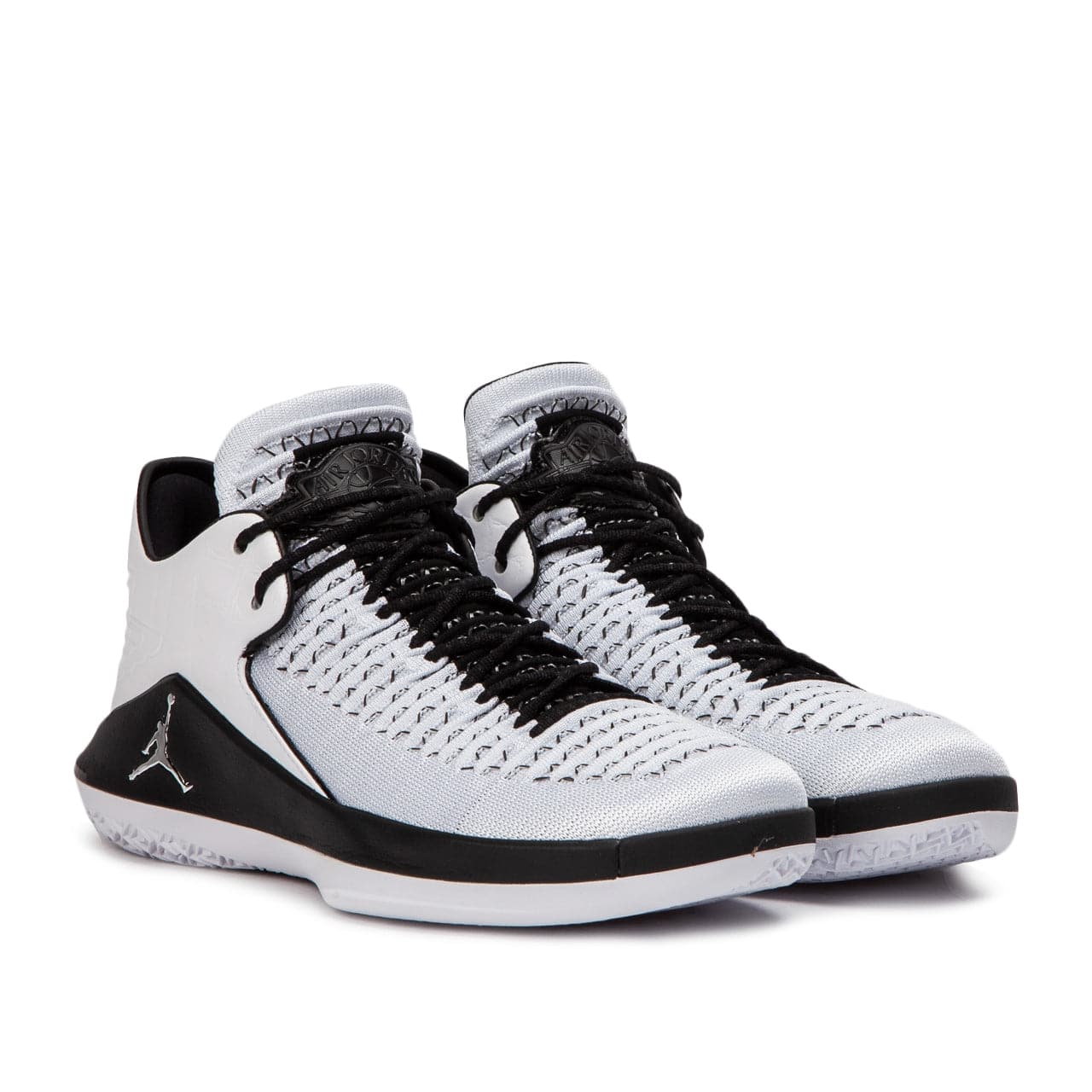 Air jordan 2025 xxxii white