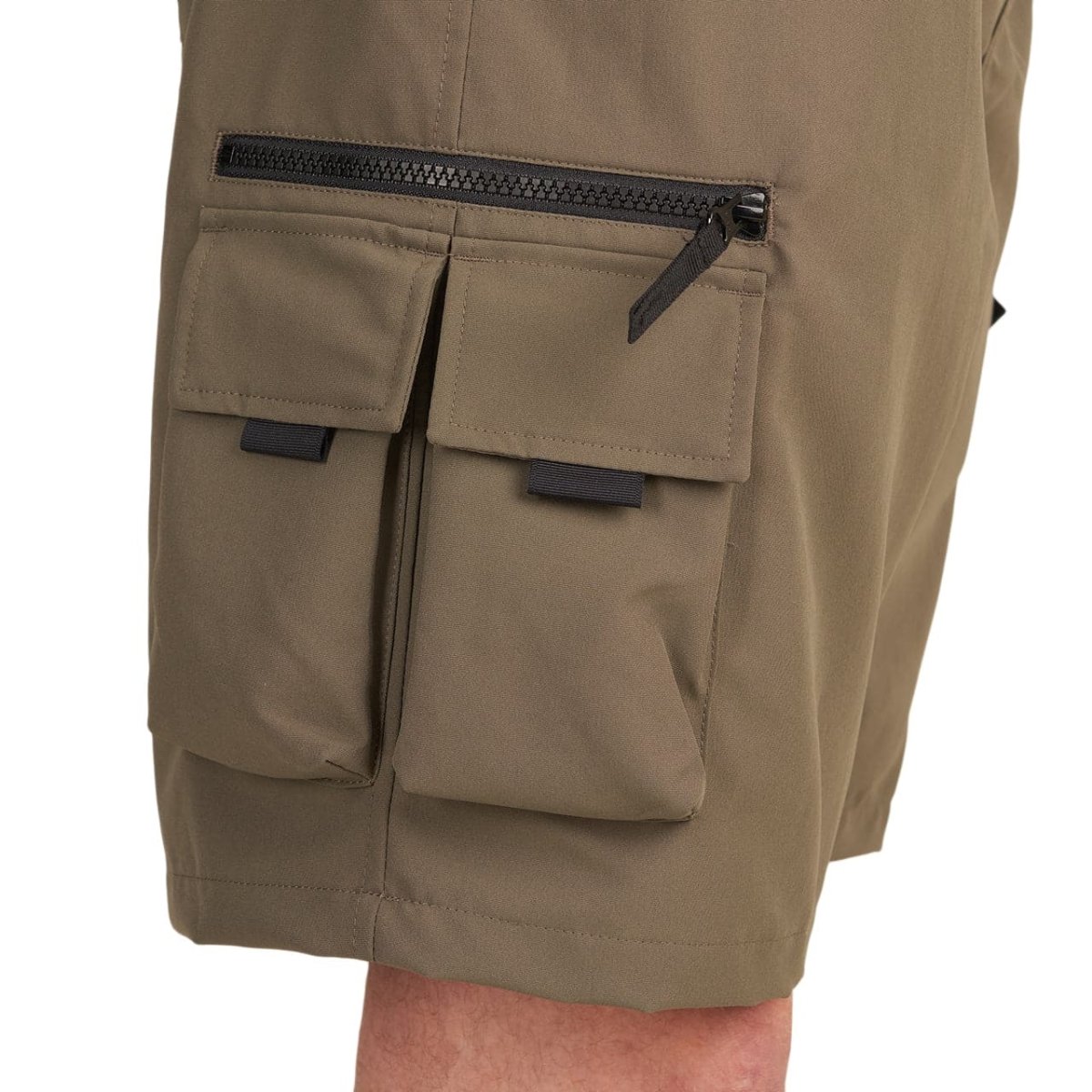 Carhartt WIP Elmwood Short (Olive)