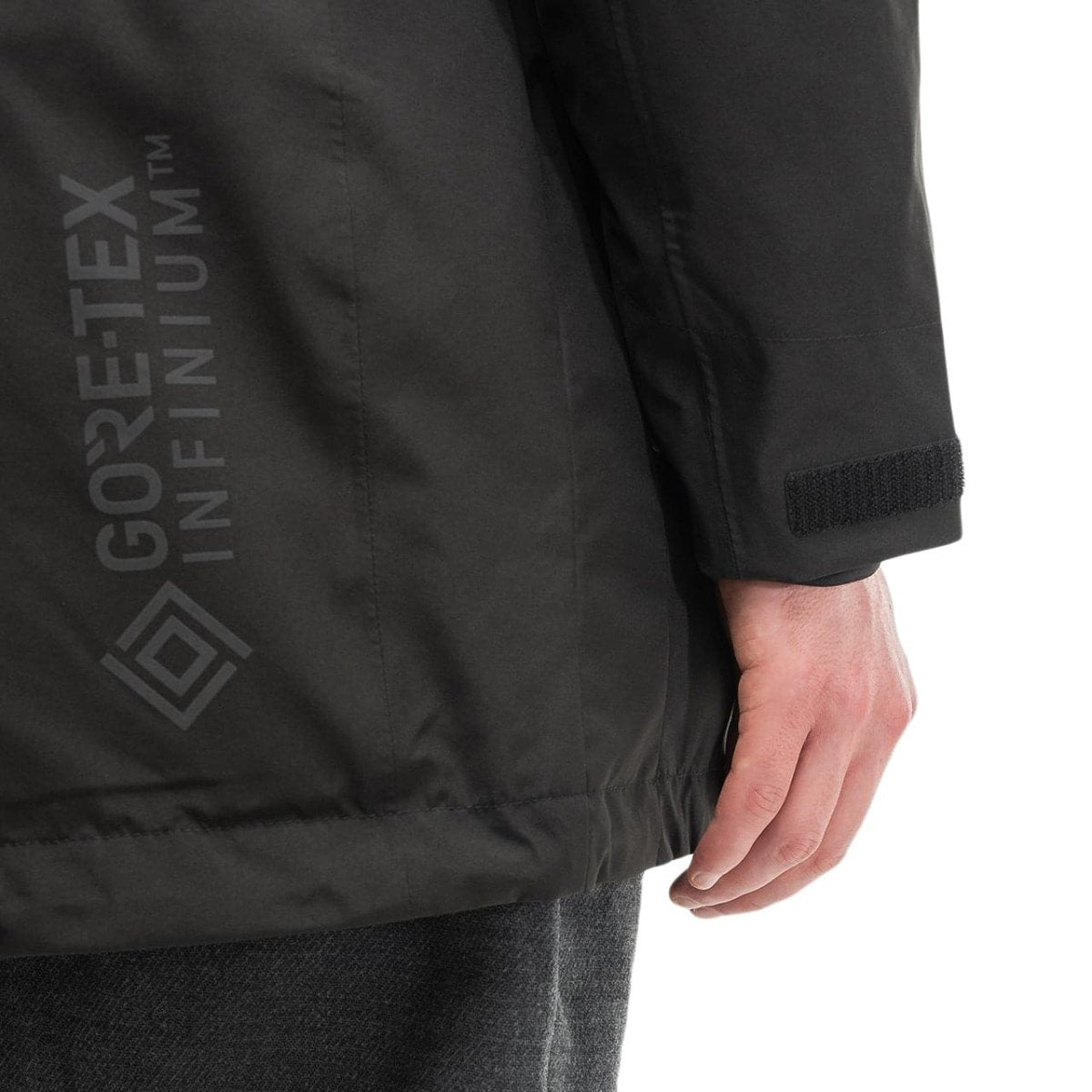 Carhartt WIP Gore-Tex Infinium Parka (Schwarz)  - Allike Store