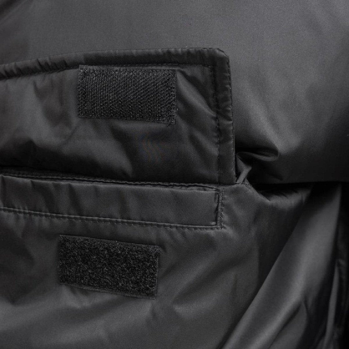 Carhartt WIP Jones Pullover (Schwarz)  - Allike Store