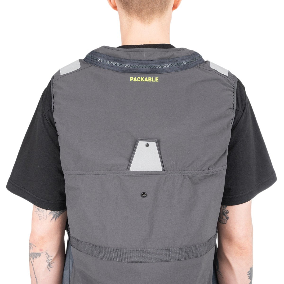 Helly Hansen Arc SS21 Ocean Vest (Anthracite) 53141-980 – Allike Store