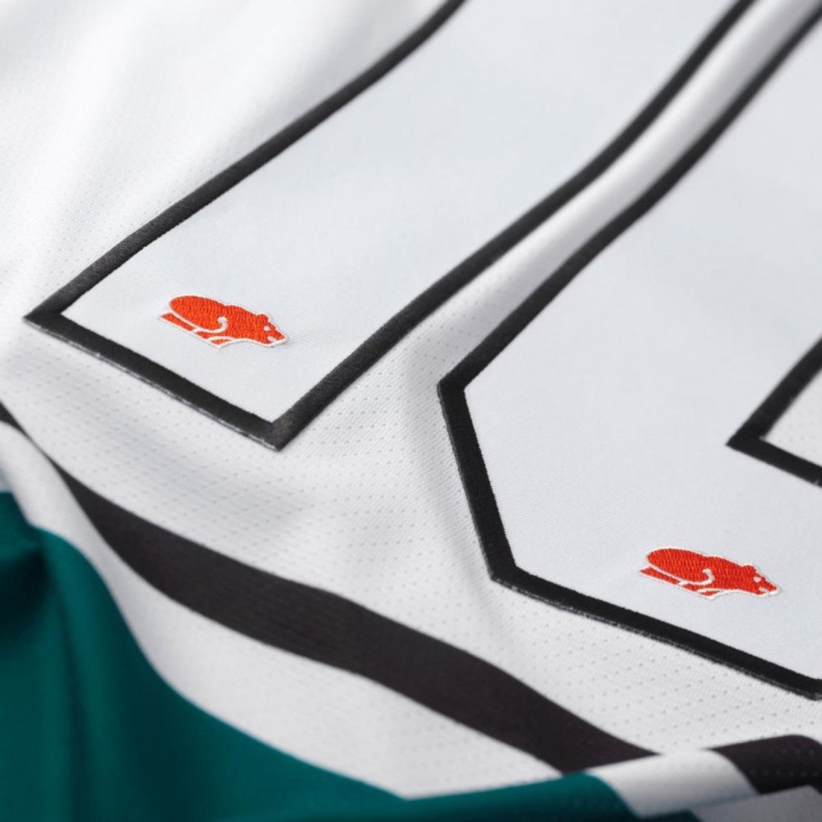 Karhu X Tackla Hockey Jersey (Weiß / Grün)  - Allike Store