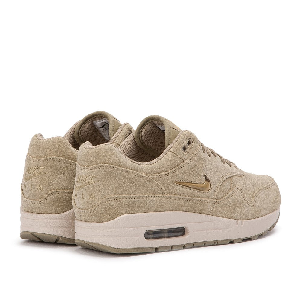 Nike air max 1 premium sc neutral hot sale olive & metallic gold