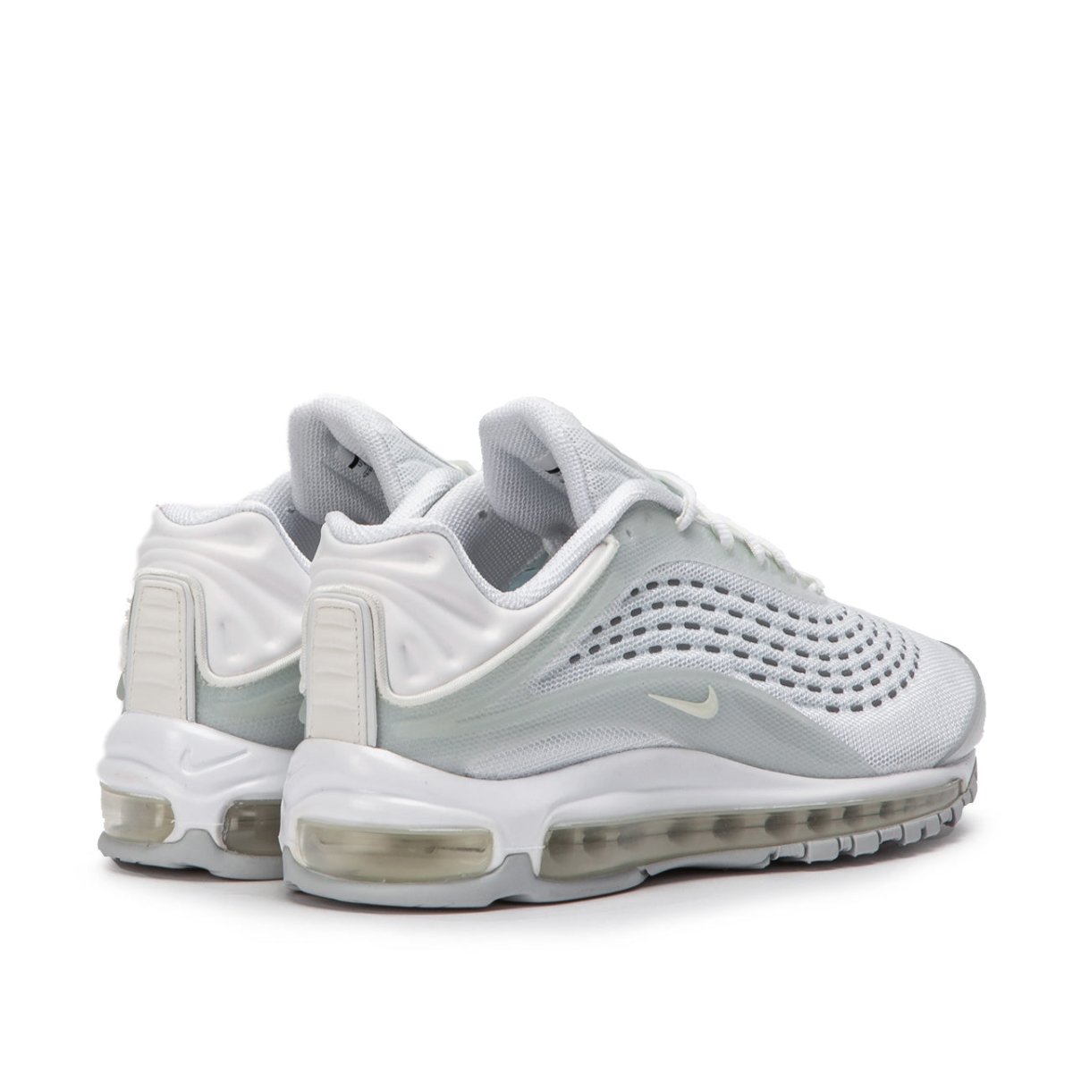 Nike air max deluxe all white best sale