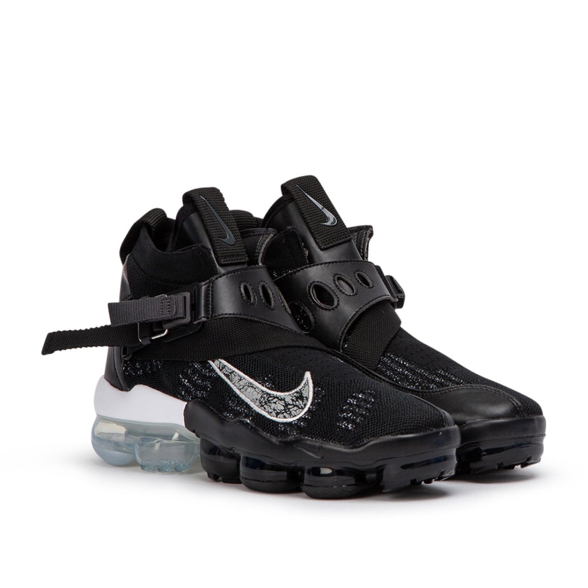 Black and silver vapormax online