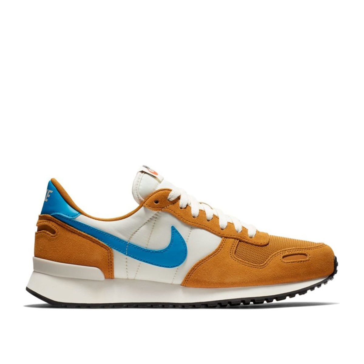 Nike internationalist sales ocker