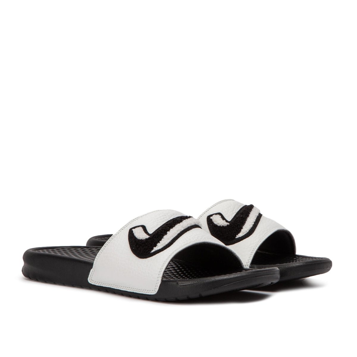 Nike Benassi JDI Chenille (Schwarz / Weiß)  - Allike Store